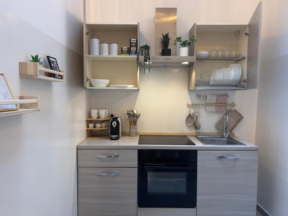 Regina Milano In Porta Romana 3 - Sky Tv, Wifi & Breakfast Box Διαμέρισμα Εξωτερικό φωτογραφία